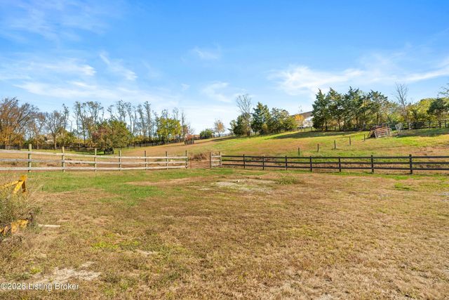 75 Sunset Farm Rd, Coxs Creek, KY 40013