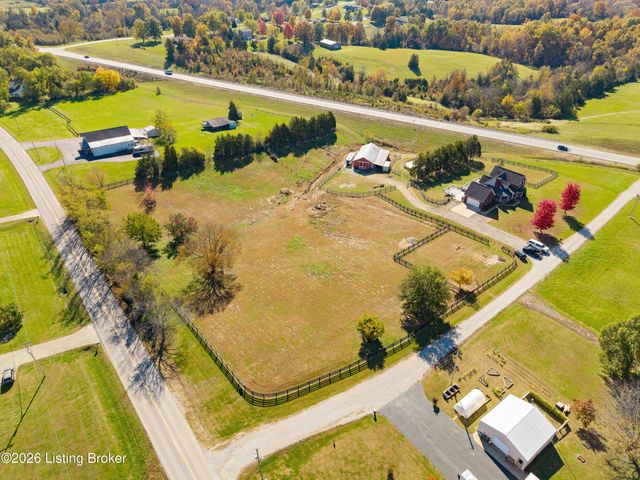75 Sunset Farm Rd, Coxs Creek, KY 40013
