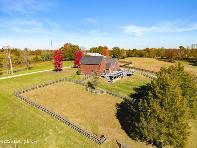 75 Sunset Farm Rd, Coxs Creek, KY 40013
