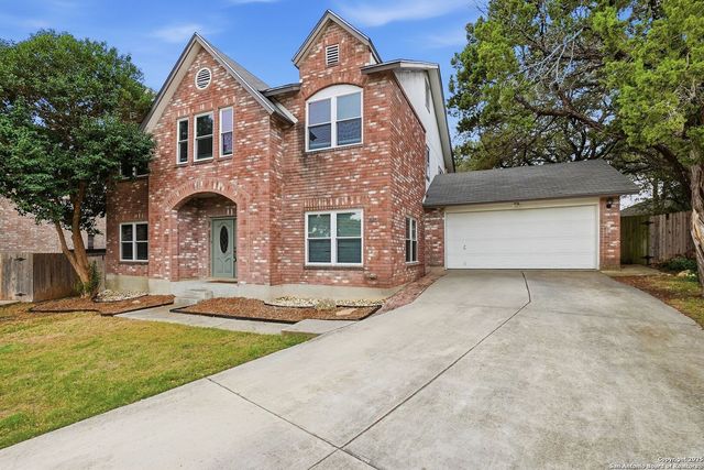 16415 Hillview Pass Dr, San Antonio, TX 78247