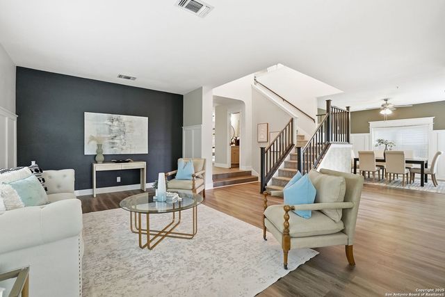 16415 Hillview Pass Dr, San Antonio, TX 78247