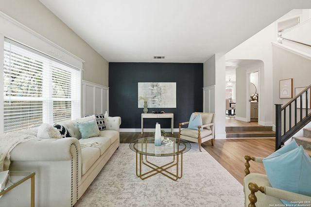 16415 Hillview Pass Dr, San Antonio, TX 78247