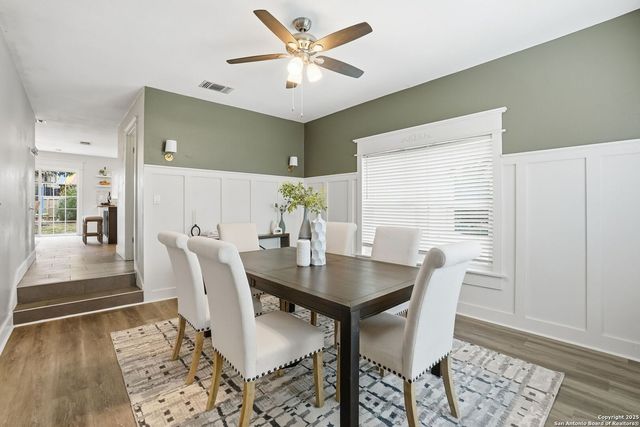 16415 Hillview Pass Dr, San Antonio, TX 78247