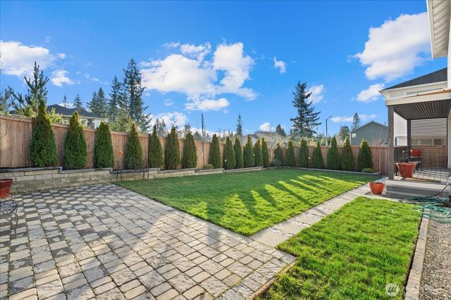 21713 SE 256th Place, Maple Valley, WA 98038