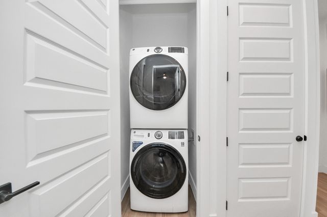 15635 Memorial Drive 256, Houston, TX 77079