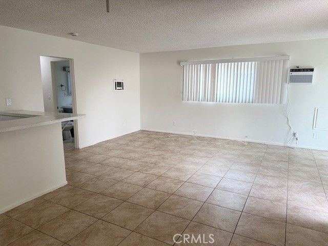 685 E Vista Chino G, Palm Springs, CA 92262