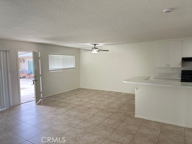 685 E Vista Chino G, Palm Springs, CA 92262