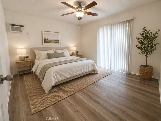 685 E Vista Chino G, Palm Springs, CA 92262