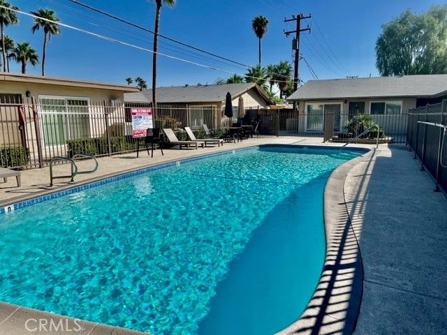 685 E Vista Chino G, Palm Springs, CA 92262