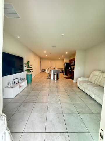 286 Raspberry Road, Fort Pierce, FL 34981