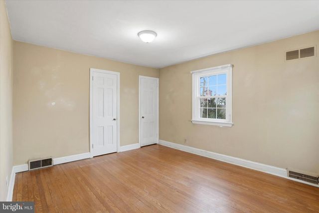 824 COLLENBROOK AVE, Drexel Hill, PA 19026