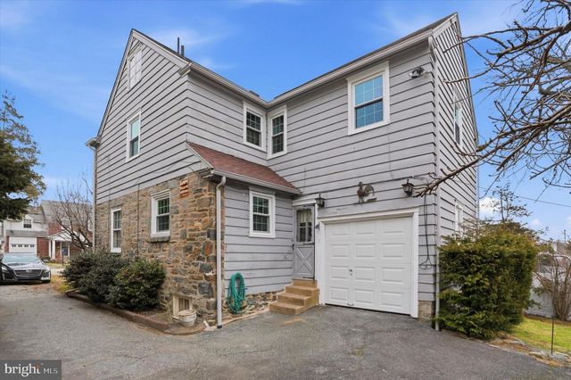 824 COLLENBROOK AVE, Drexel Hill, PA 19026