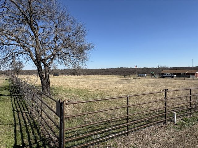 936 County Road 109, Riesel, TX 76682