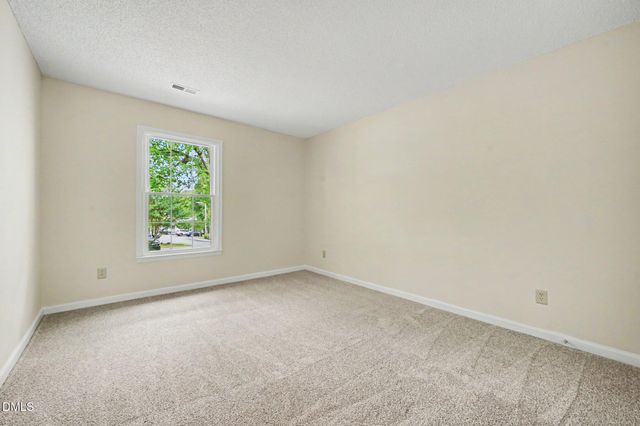 6802 Fairpoint Court, Raleigh, NC 27613