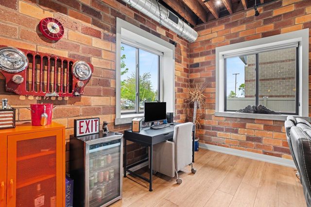 110 Central Avenue 102, Holland, MI 49423