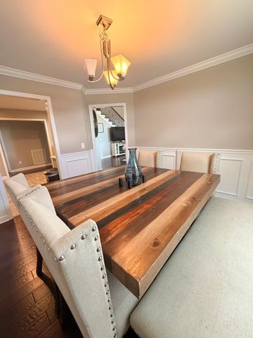 228 Heatherwood Dr, Murfreesboro, TN 37129