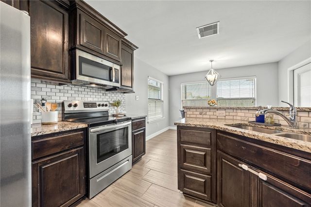 7209 Lake Tranquility Dr, Corpus Christi, TX 78414