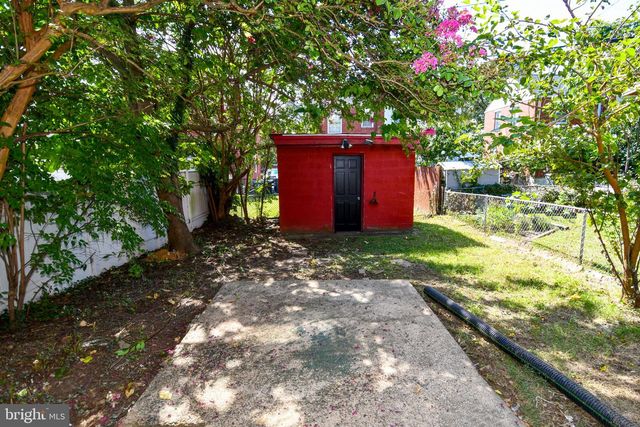 2124 S OXFORD ST, Arlington, VA 22204