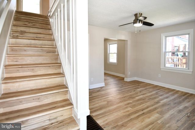 2124 S OXFORD ST, Arlington, VA 22204
