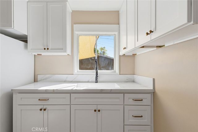 3756 Locust, Riverside, CA 92501