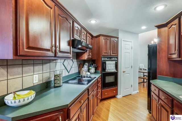 625 Hickory Lane, Elizabethtown, KY 42701