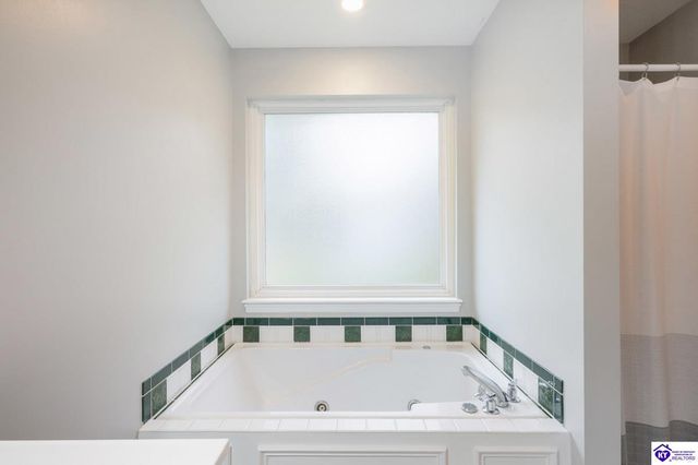 625 Hickory Lane, Elizabethtown, KY 42701