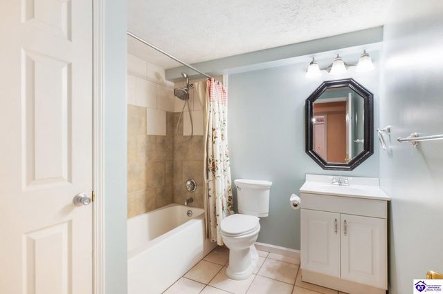 625 Hickory Lane, Elizabethtown, KY 42701