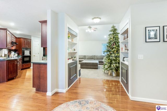 625 Hickory Lane, Elizabethtown, KY 42701