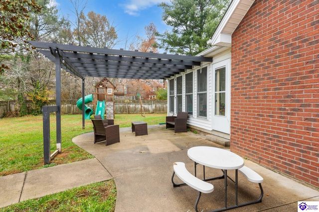 625 Hickory Lane, Elizabethtown, KY 42701