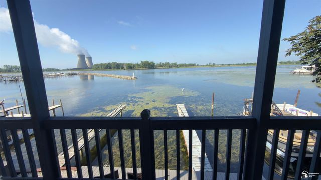 6270 Brancheau Road, Newport, MI 48166