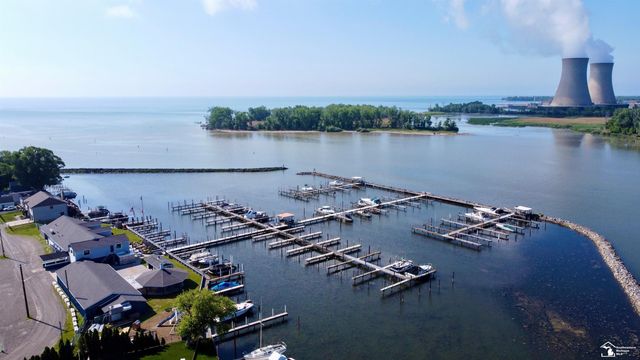 6270 Brancheau Road, Newport, MI 48166