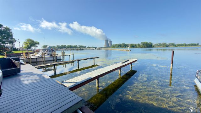 6270 Brancheau Road, Newport, MI 48166