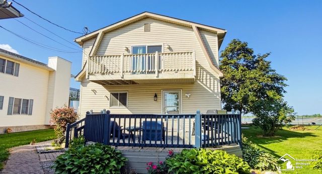 6270 Brancheau Road, Newport, MI 48166