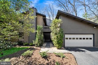 5224 BRADFIELD DR, Burke, VA 22015