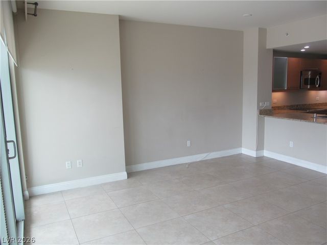 222 Karen Avenue 1105, Las Vegas, NV 89109