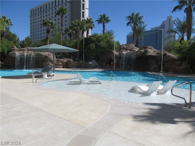 222 Karen Avenue 1105, Las Vegas, NV 89109