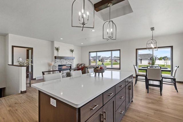 733 TAMBOUR COURT, De Pere, WI 54115