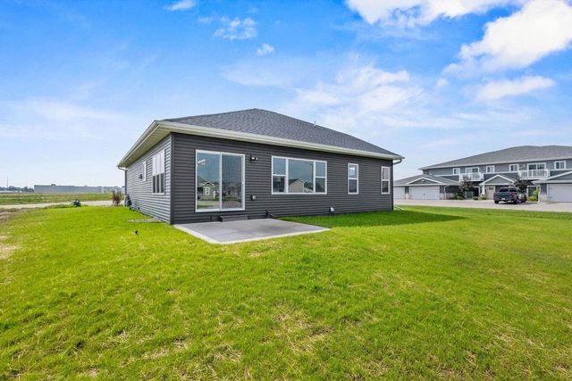 733 TAMBOUR COURT, De Pere, WI 54115