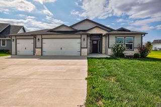 4313 SE Violet CT, Topeka, KS 66609
