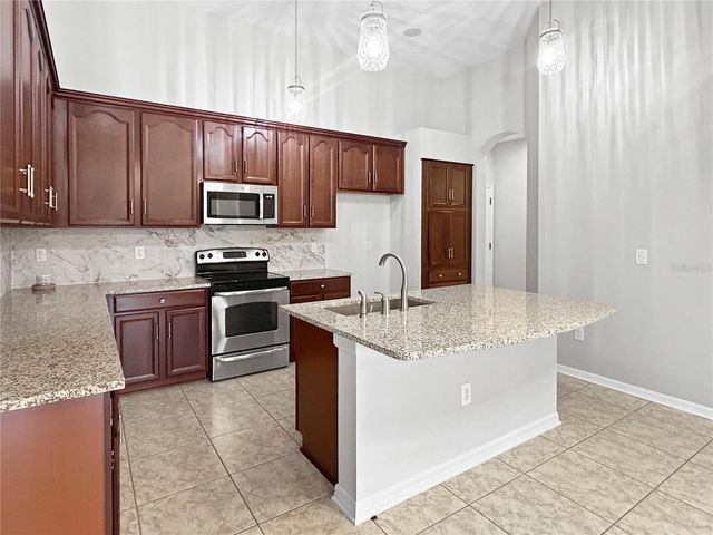 8437 WHITE POPLAR DRIVE, Riverview, FL 33578