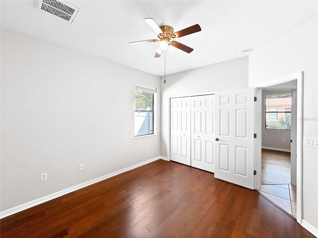 Image 35 of property listing at 8437 WHITE POPLAR DRIVE, Riverview, FL 33578