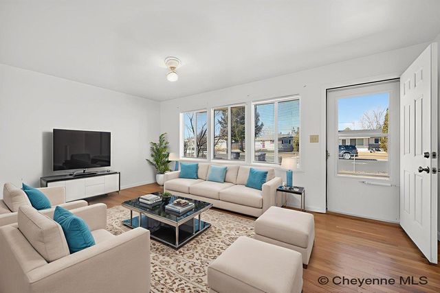 221 DESMET DR, Cheyenne, WY 82007