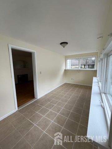 8 Lakeview Avenue, East Brunswick, NJ 08816