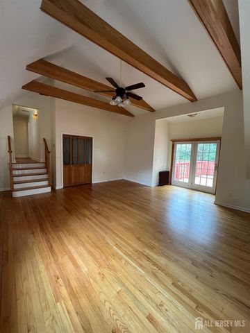 8 Lakeview Avenue, East Brunswick, NJ 08816