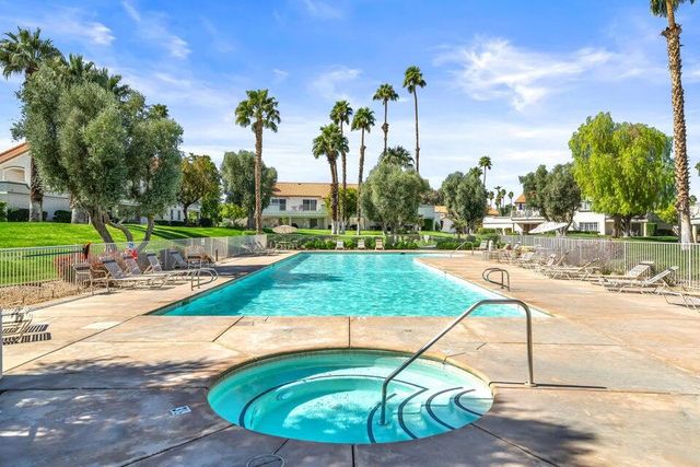 221 Vista Royale Circle E, Palm Desert, CA 92211