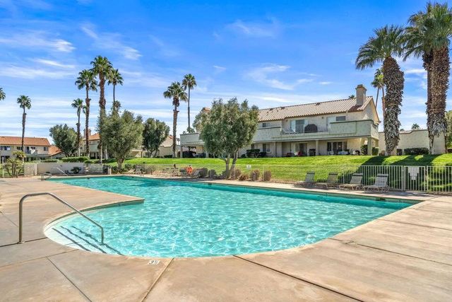 221 Vista Royale Circle E, Palm Desert, CA 92211