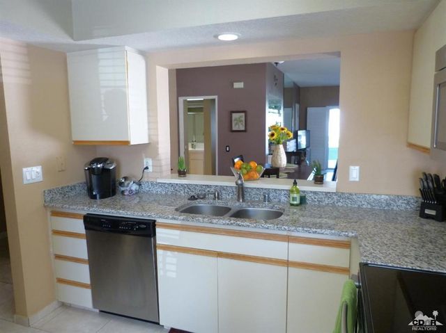 221 Vista Royale Circle E, Palm Desert, CA 92211