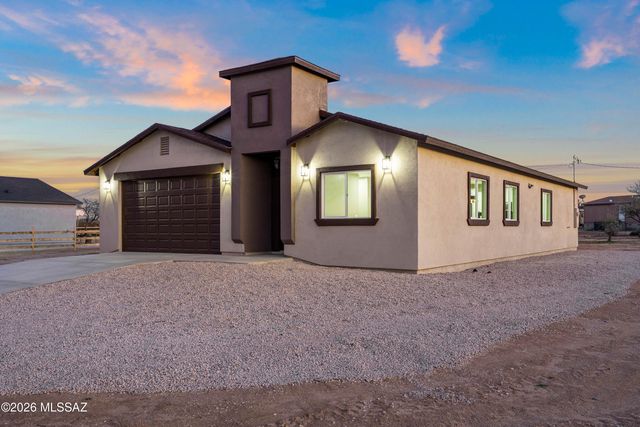 7863 S Cardinal Avenue, Tucson, AZ 85746