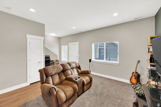 67 S WALKER PL, North Salt Lake, UT 84054