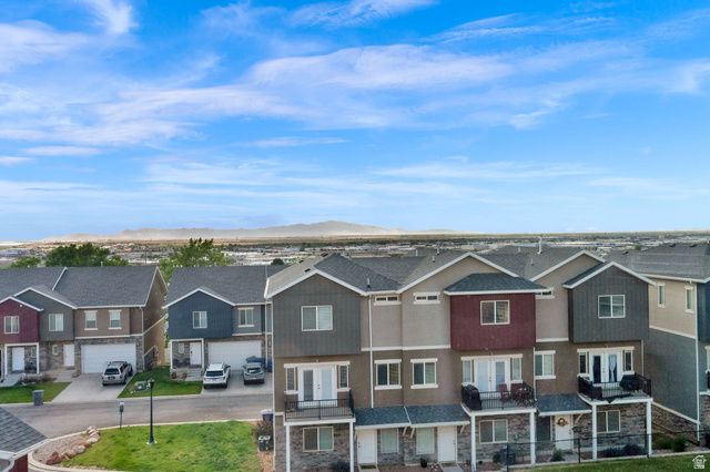67 S WALKER PL, North Salt Lake, UT 84054